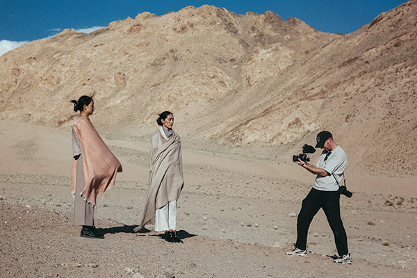 workshop in Melbourne 
Leica Akademie Australia will host an immersive two-day workshop on short-form video production with cinematographer, Levin Mundinger, at the Leica Gallery in Melbourne on 23 and 24 May.